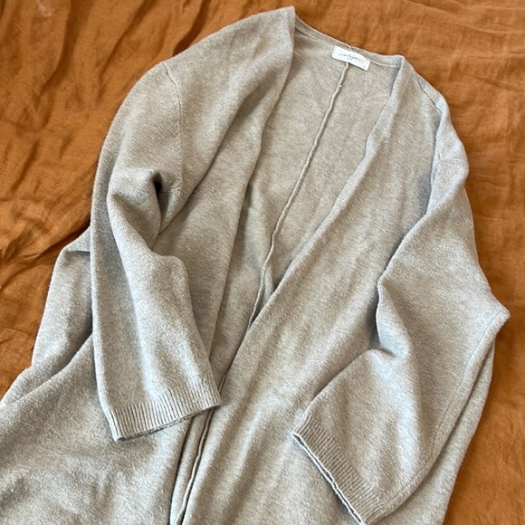 CJLA- Corrine Cardigan - Picture 4 of 9